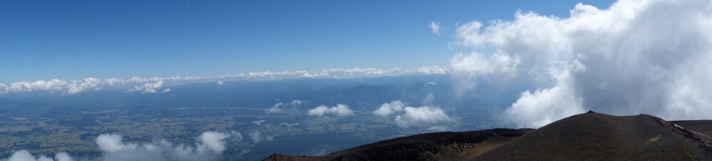 岩手山からの遠景